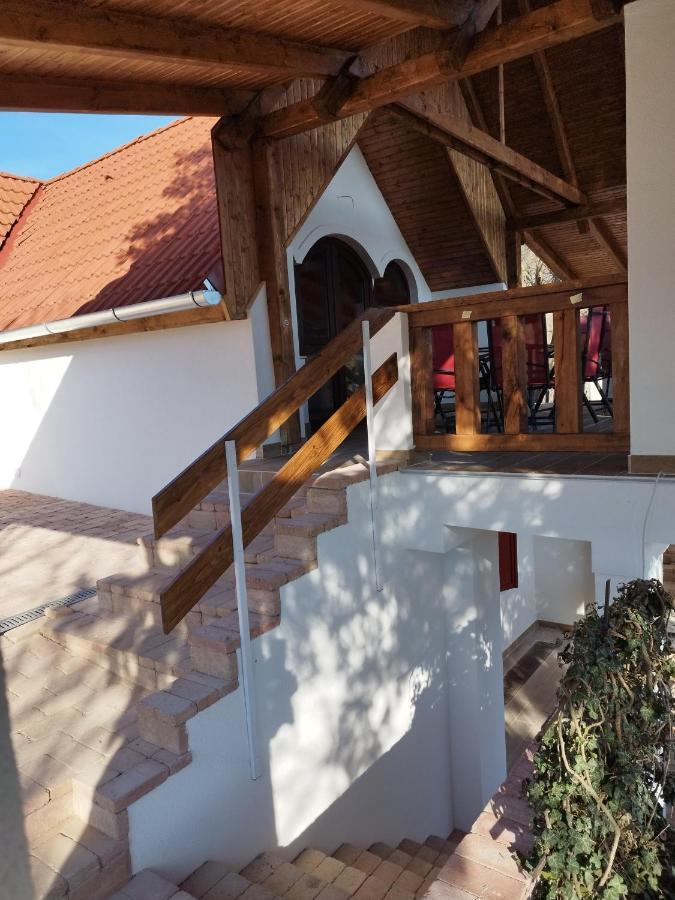 Klara Vendeghaz Villa Badacsonyors Exterior photo